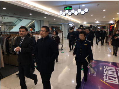 ��ί��������һ��ݰ��ˮ���ǵ���