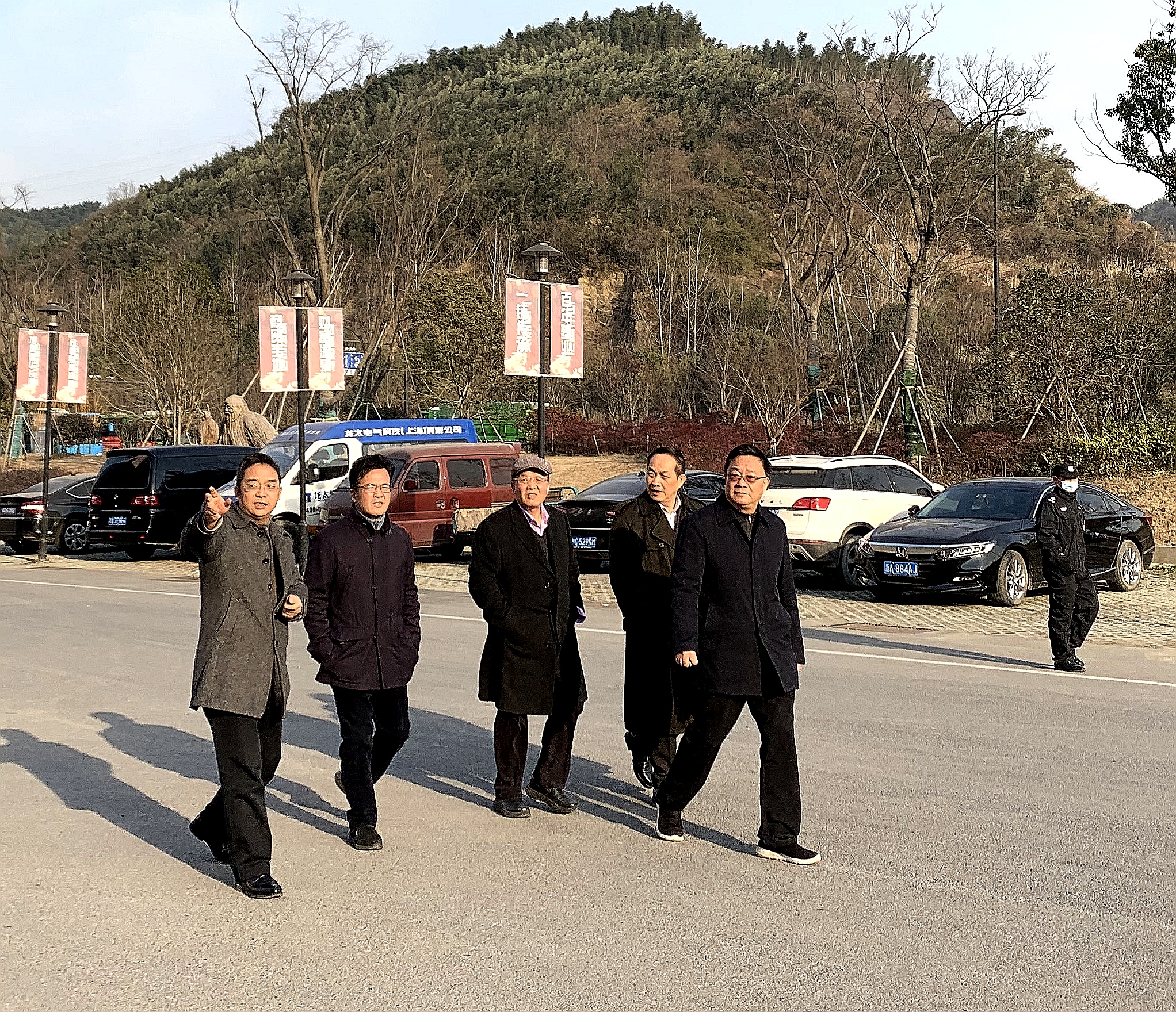 ȭȭ֮��  ����֮��  ���������п���������ʱ���ǻ����г�