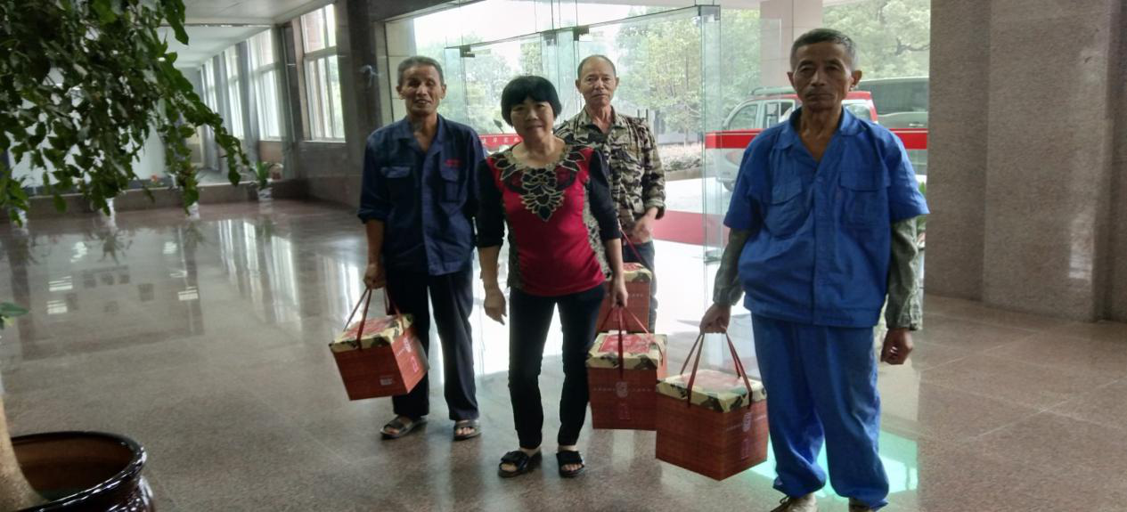 ���︣������������ů������