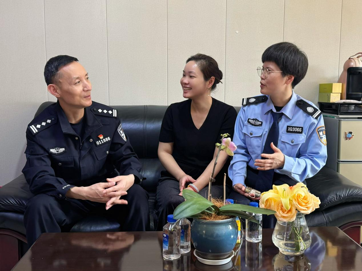 ����������ж�Я��Ǯ���̳ǹ�����ͨ�徲����?