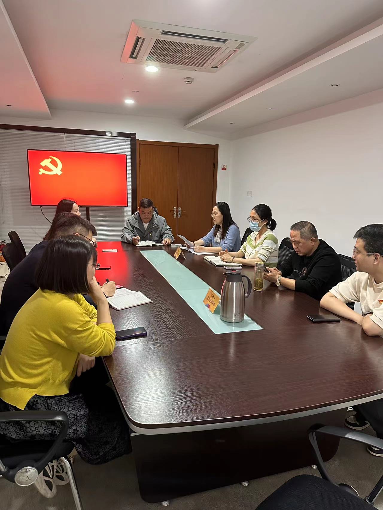 ˮ���ǵ�֧����չ4�µ�Ա�ۻ�