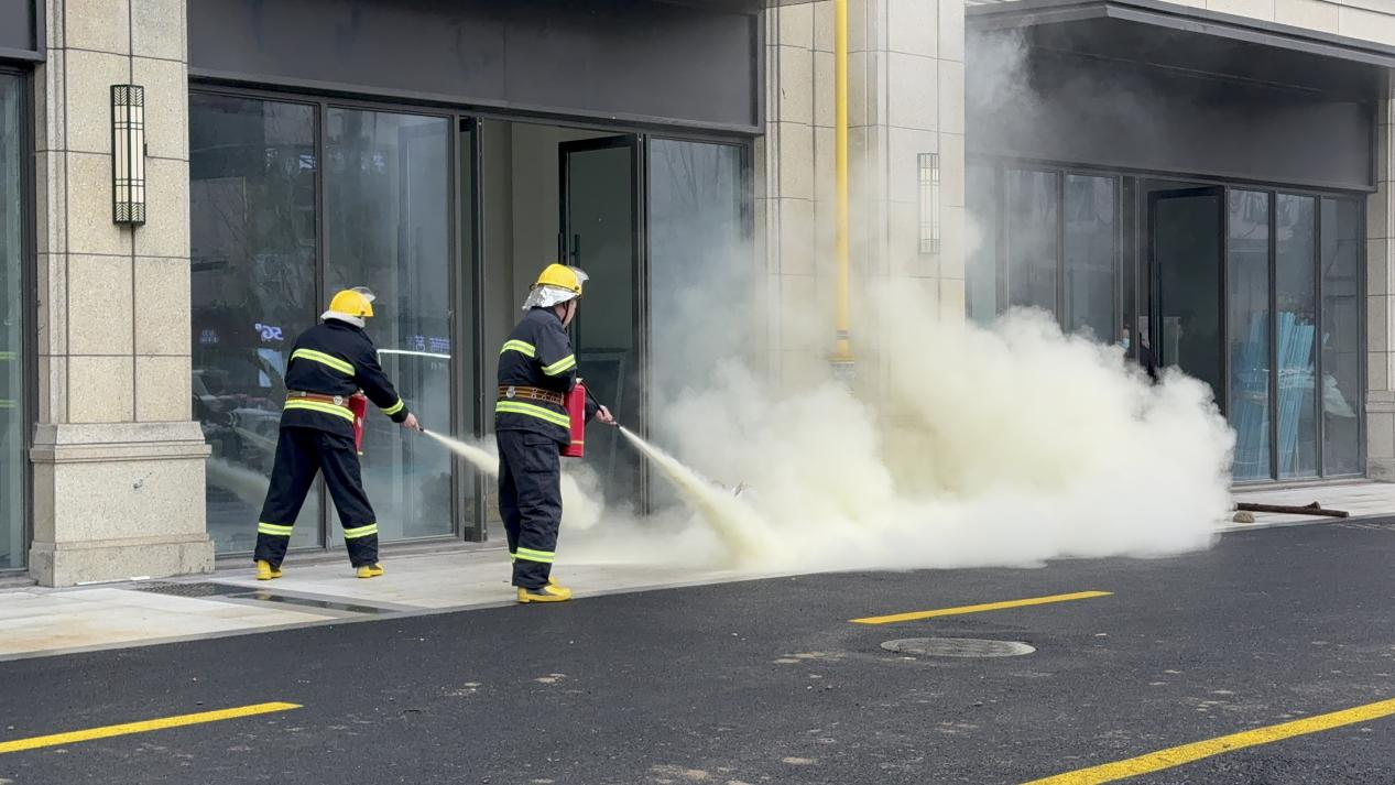 ��Ӧ������������Ǯ���̳ǿ�չ�����徲ʵս����