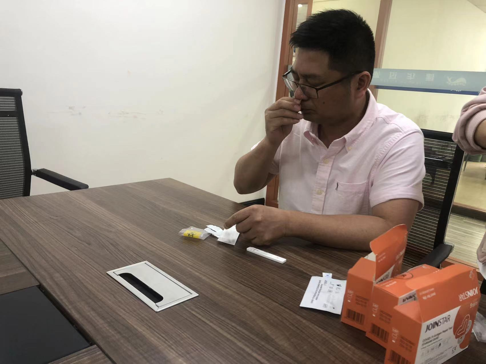 ����Ӧ ȫԱ���ᡪ��������ʱ���˻����޹�˾��֯ȫԱ����