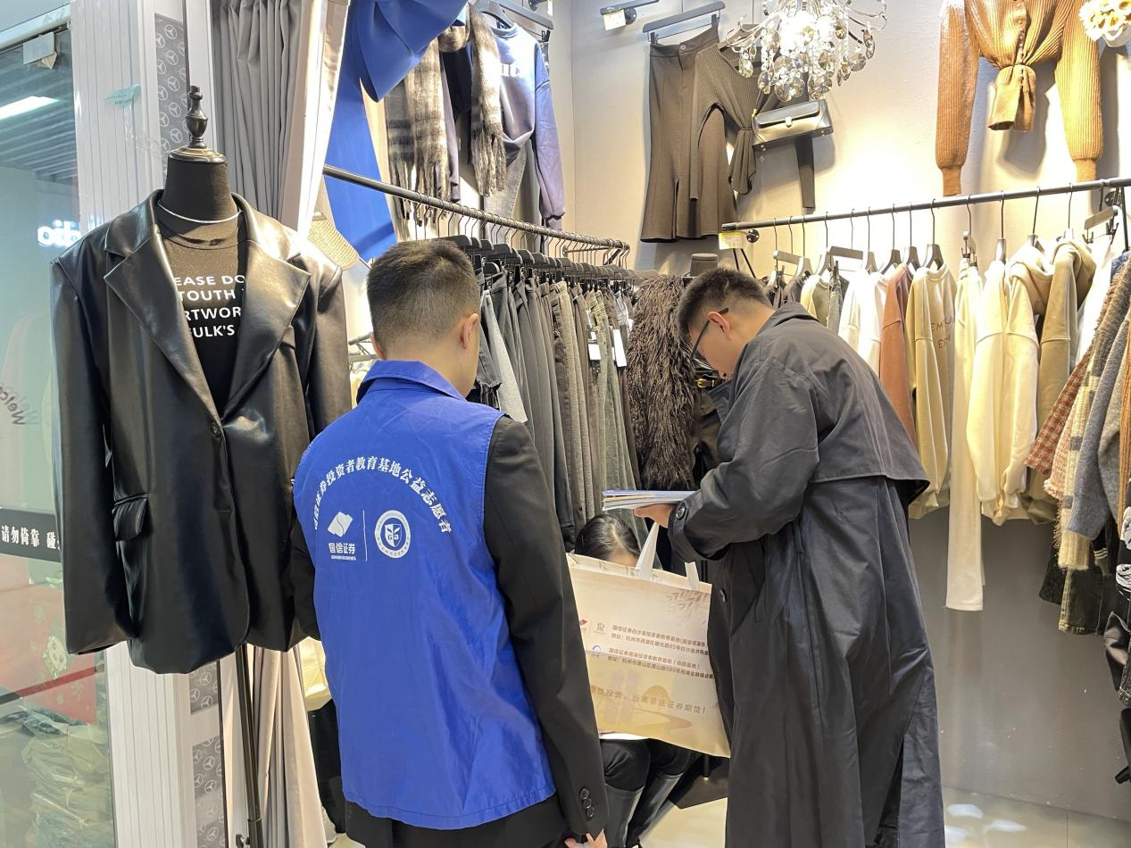 ����ʽ��չ��թ���� ��ʵ֯�ܷ�ƭ���徲����