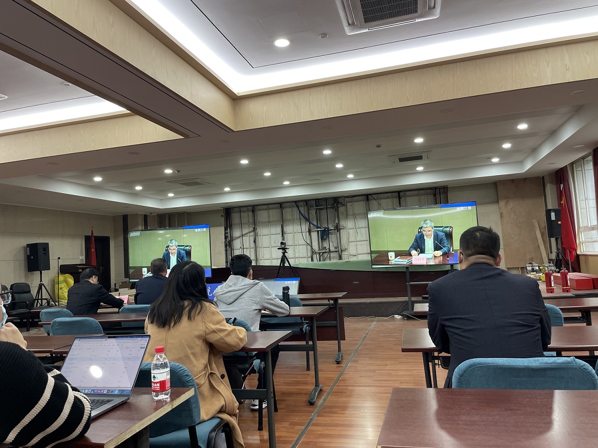 ������ʱ������뷴¢�ϺϹ�����ѵ��