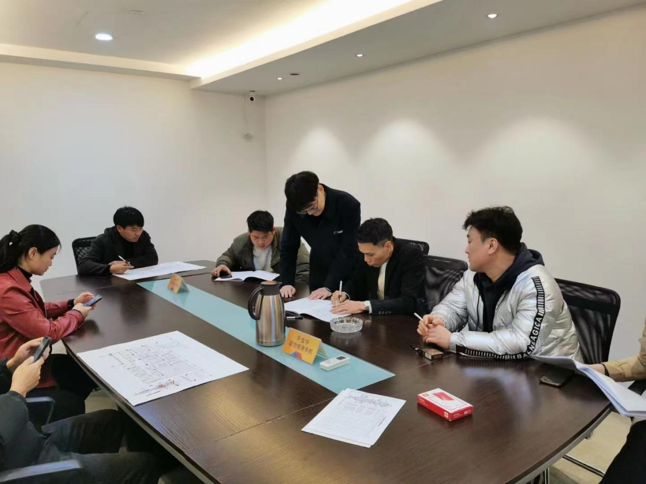 �ֵܵ�λ��������������Я�ֹ���������