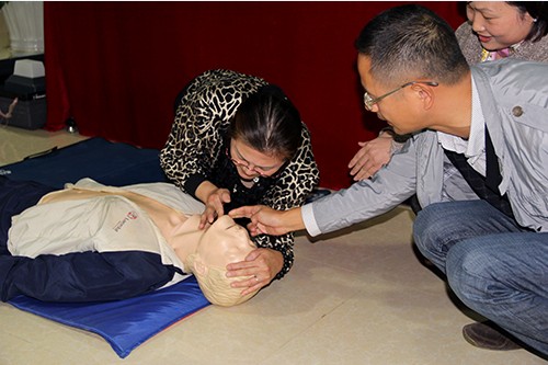 20131024������ʱ�Ĵ�԰��֧������Ӧ���Ȼ�֪ʶ��ѵ (3).jpg