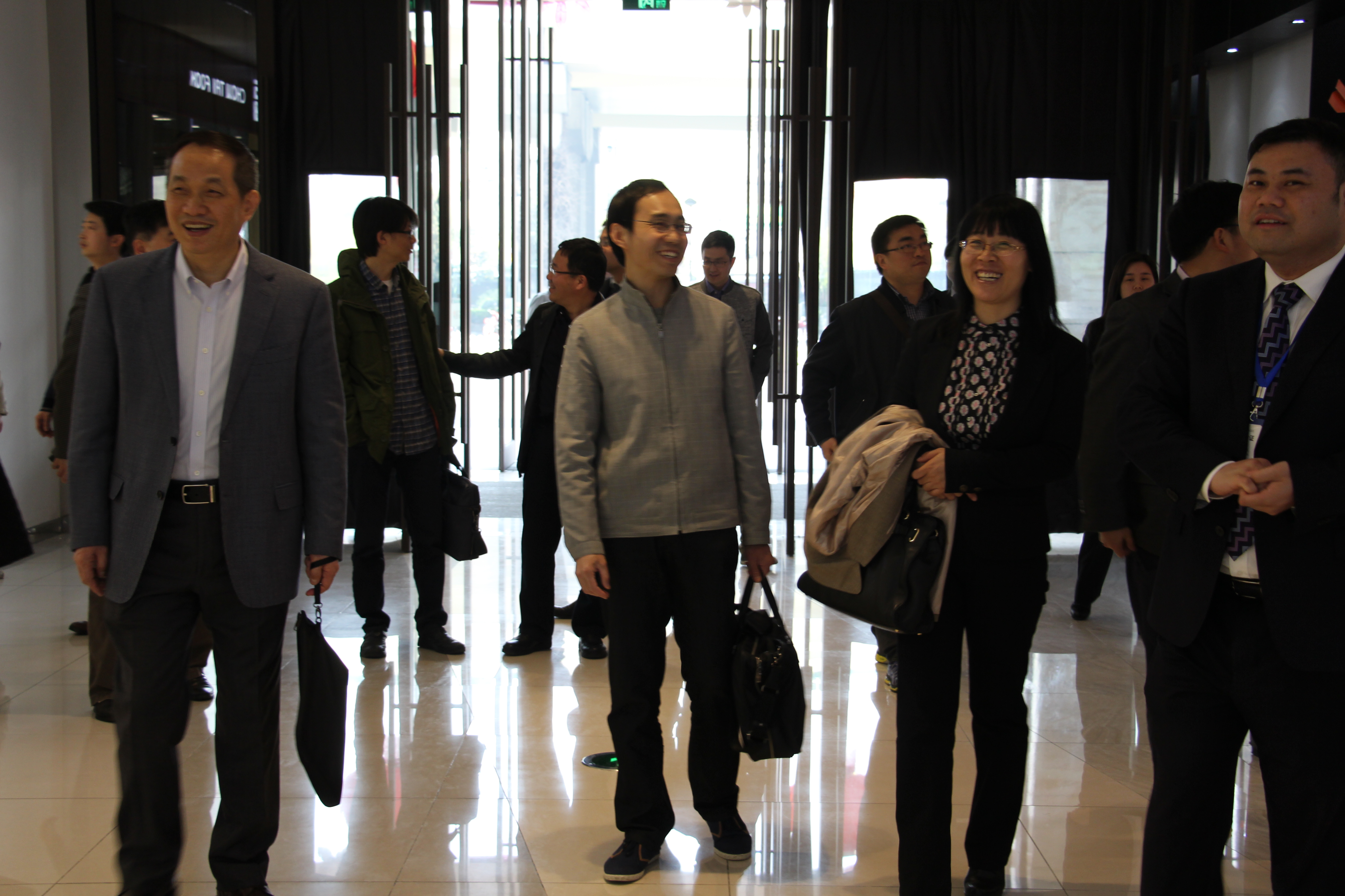 ���뵳У����������ר��һ��ݰ��ˮ���ǵ���1 (2).JPG