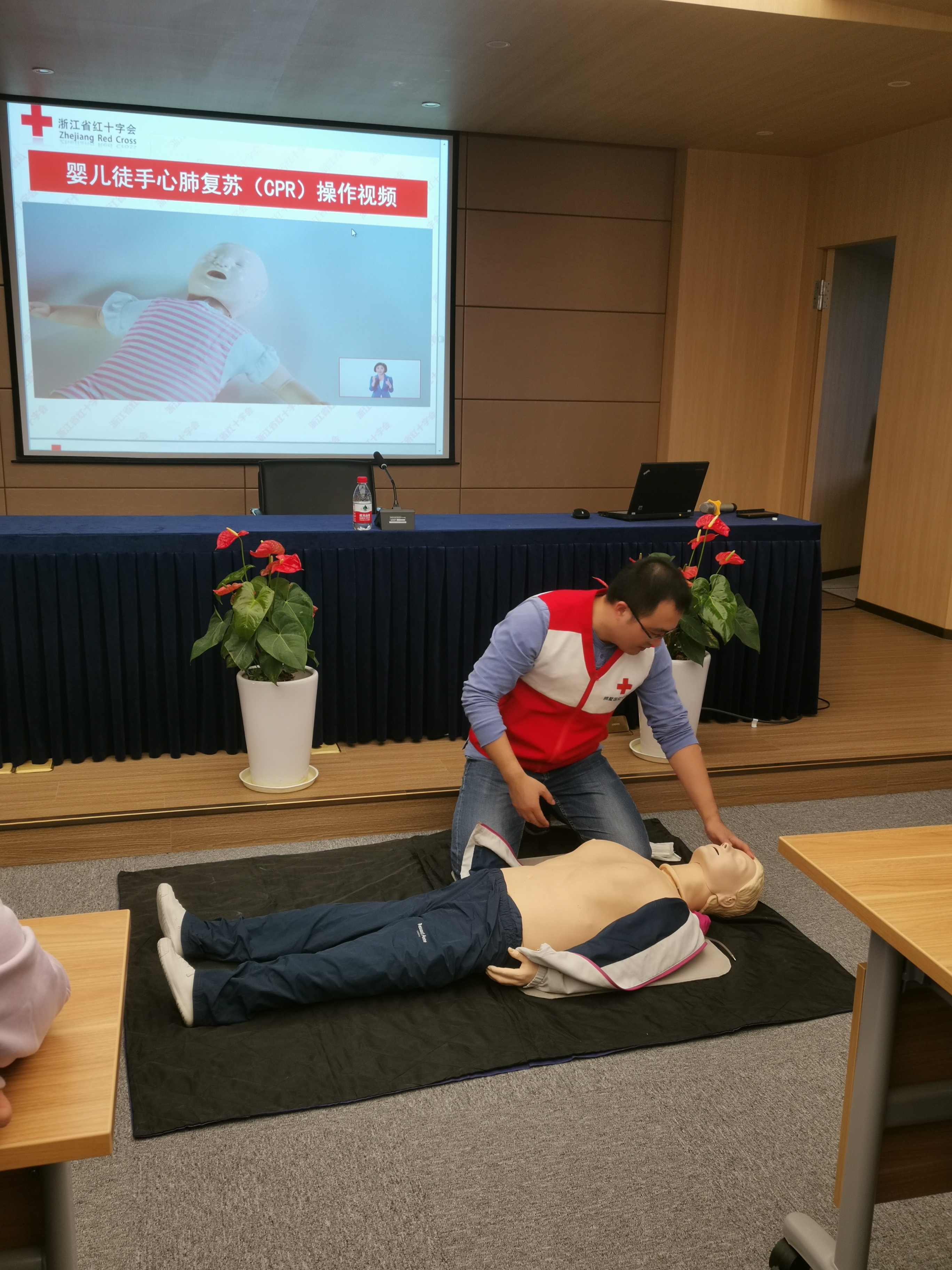 微信图片_20211117104435.jpg 微信图片_20211117104435.jpg