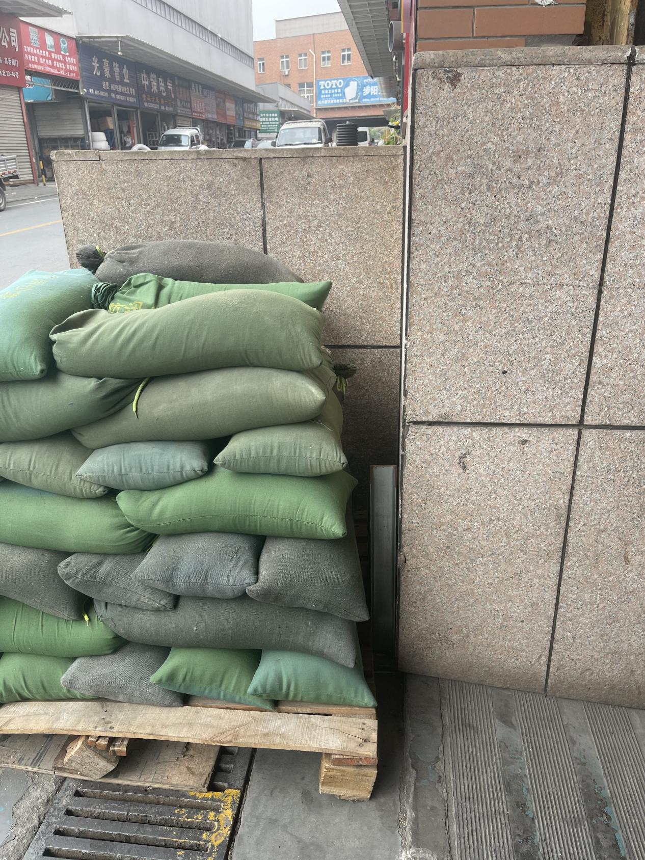 图片4.png 图片4.png